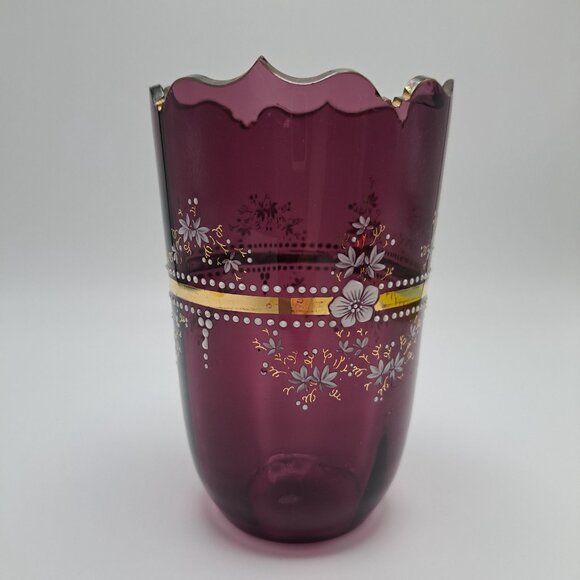Hand-Painted Amethyst Enamel Floral Vase With Scalloped Rim - Picture 9 of 16